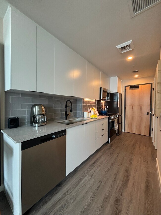 138 NE 23rd St unit B1, Miami, FL 33137 - photo 5