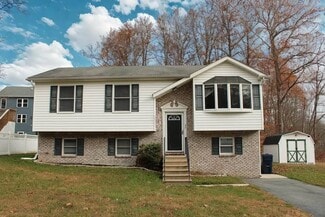 35 Catalpa Dr, North East, MD 21901