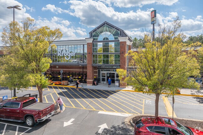 Several chain grocery stores are available for shopping options in Skyline.