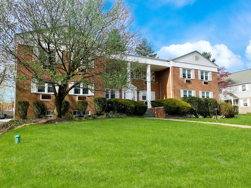 Merioneth Apartments, Ardmore, PA 19003 - photo 1