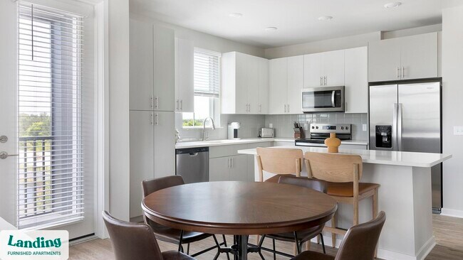 4902 Cosmos Cir unit 302, Wimauma, FL 33598 - photo 3