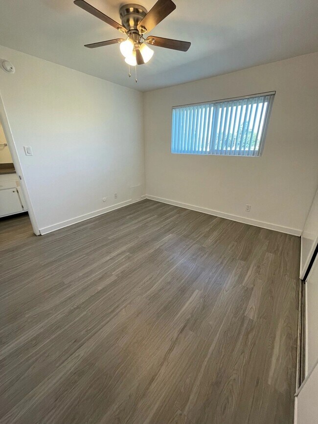 5307 Sepulveda Blvd unit 101, Sherman Oaks, CA 91411 - photo 6