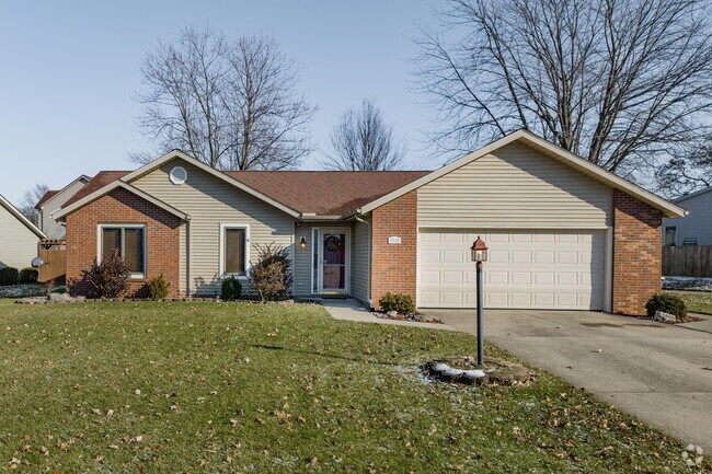 Tanbark in Fort Wayne has stunning ranch style homes with unique style.