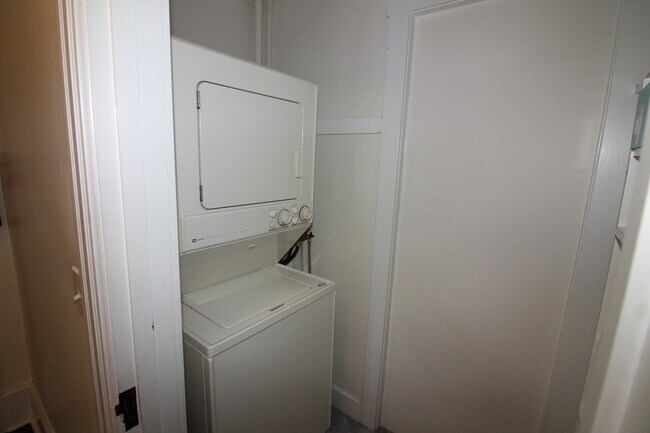 16 Main St, Flemington, NJ 08822 - photo 7