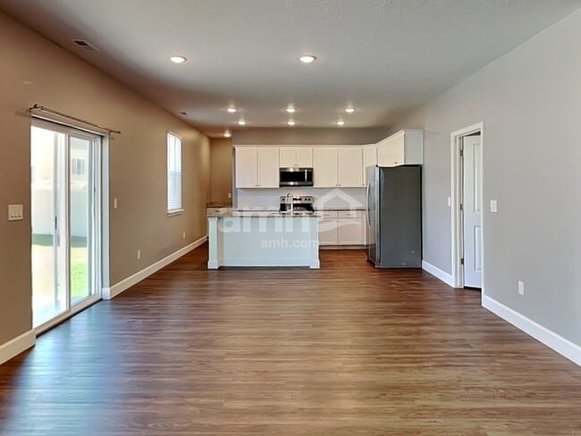 2373 E Buckskin Way, Eagle Mountain, UT 84005 - photo 5