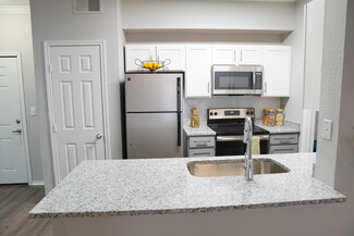 805 Lakeside Cir, Lewisville, TX 75057