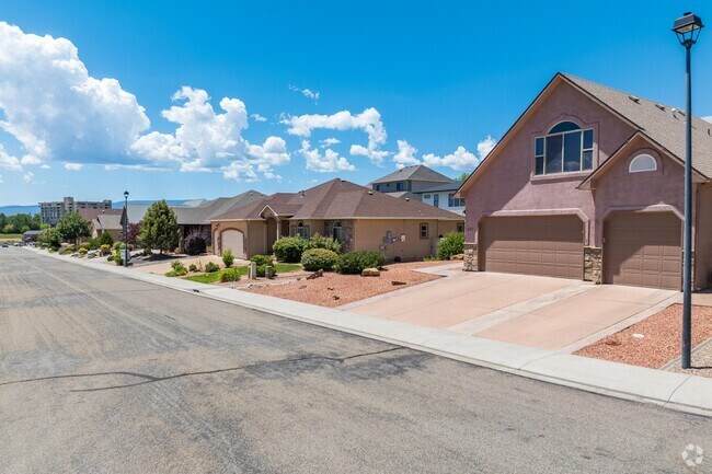 Most homes were built in the 1990's with contemporary subdivisions still underway .