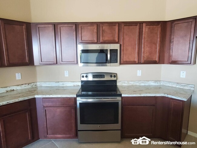 848 E Constance Way, Phoenix, AZ 85042 - photo 3