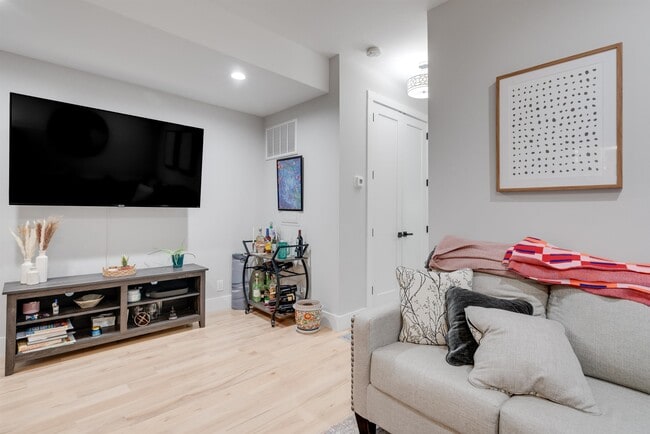 287 Webster Ave, Jersey City, NJ 07307 - photo 3