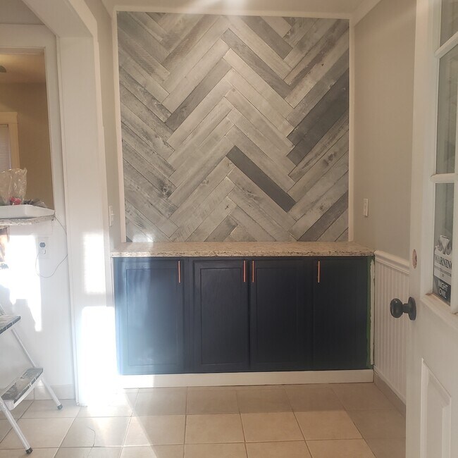 18 Warwick St unit 1, Auburn, MA 01501 - photo 5