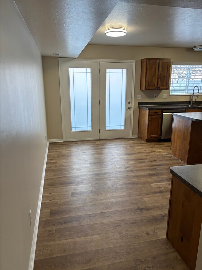 244 E 2350 N, Ogden, UT 84414 - photo 5