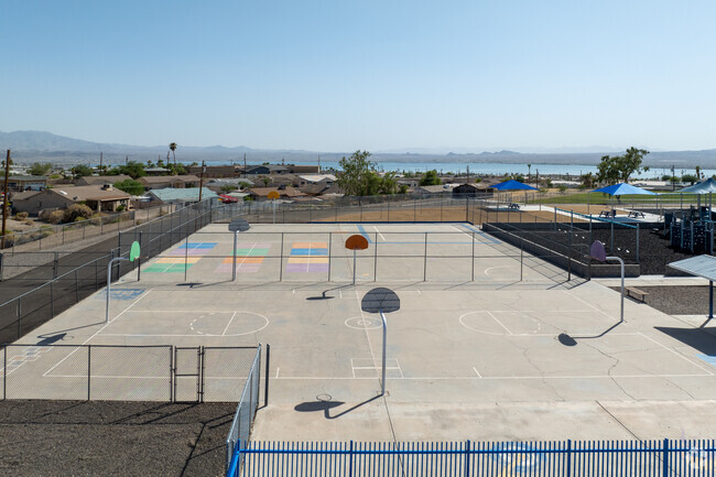 Nautilus Elementary offers plenty of fun after school activities.