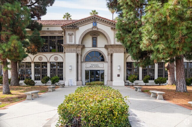 Torrance High School has an overall A rating from niche.