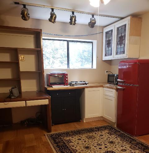 Kitchenette Area