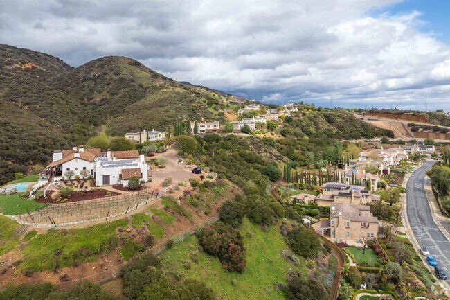 Northeast Claremont is home to some of the largest homes in town, many of which offer expansive yards and patios as well as stunning views of both the San Gabriel Mountains and San Gabriel Valley.