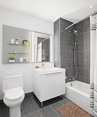 555 W 38th St unit 403, New York, NY 10018 - photo 6