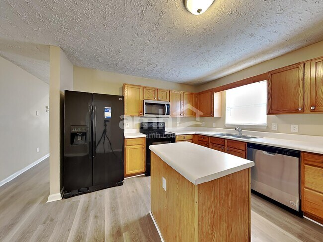 7019 Beaverwood Dr, Raleigh, NC 27616 - photo 3