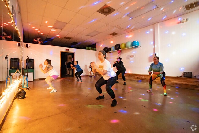 Residents of Alamo enjoy I Nutrition Heart fitness classes Monday thru Saturday 6pm-8pm.