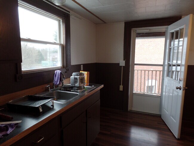9687 Main St unit Apartment 4, MacHias, NY 14101 - photo 7