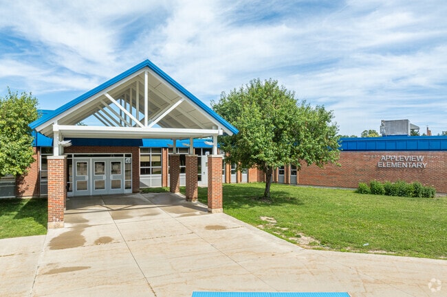 Appleview Elementary School in Sparta, Michigan has an overall grade of B+ on Niche.