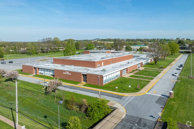 Allen Middle School received an overall grade of B from Niche.