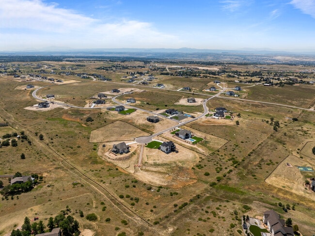 MuntzStudios-DJI_0017 (3).jpg