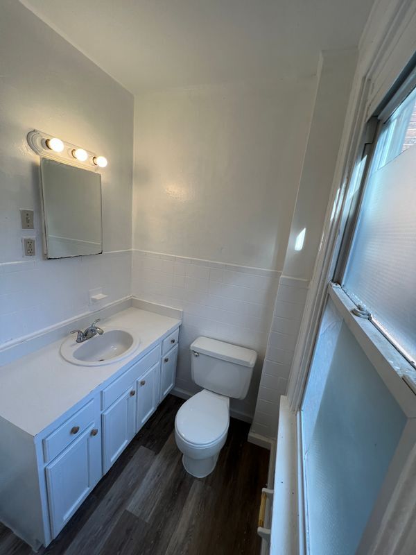 806 Ferry St, Easton, PA 18042 - photo 4