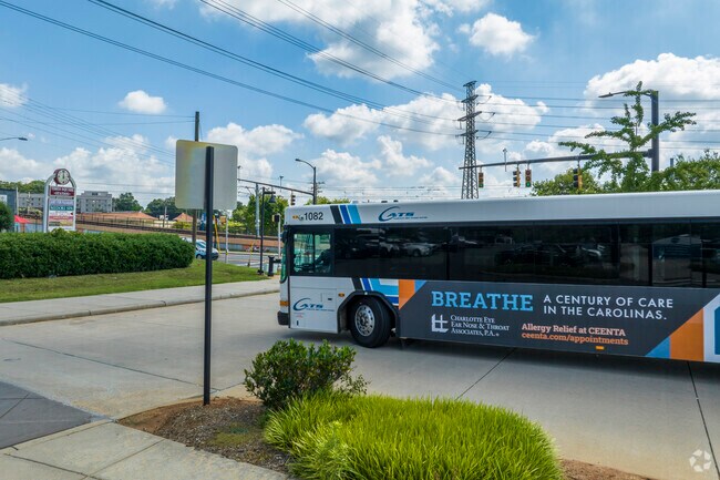 The bus system in Charlotte connects Ponderosa-Wingate locals easily to the entire city.