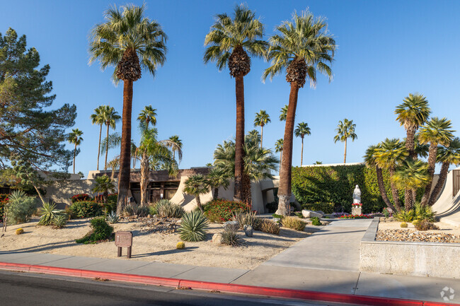 Great educational courses are available at St. Theresa in Palm Springs.