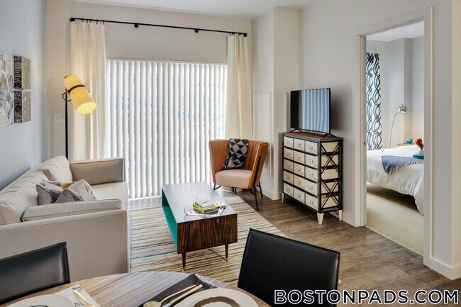 240 Sidney St unit STH, Cambridge, MA 02139 - photo 4