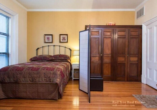 190 Beacon St unit 3, Boston, MA 02116 - photo 6