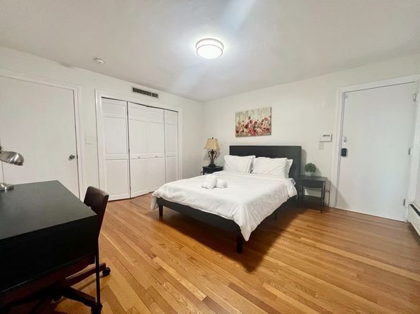 50 Hawthorn St unit 2A, Newton, MA 02458 - photo 5