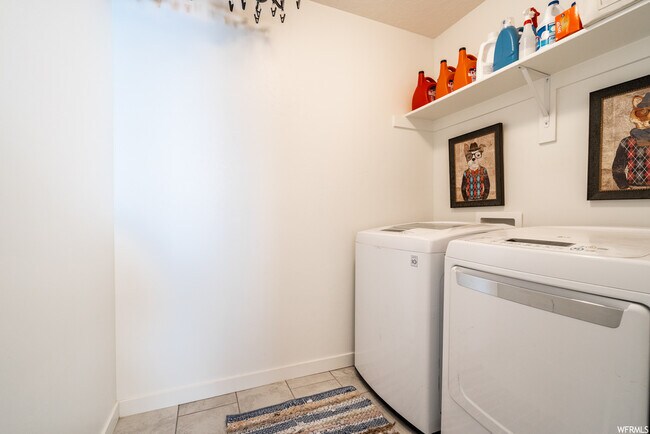 5166 E Moab Rim Ct, Eagle Mountain, UT 84005 - photo 7