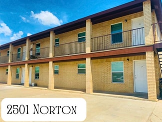 2501 Norton St, Laredo, TX 78046