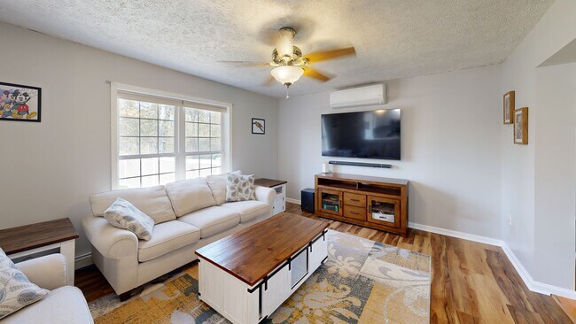 39 Balaban Rd, Colchester, CT 06415 - photo 2