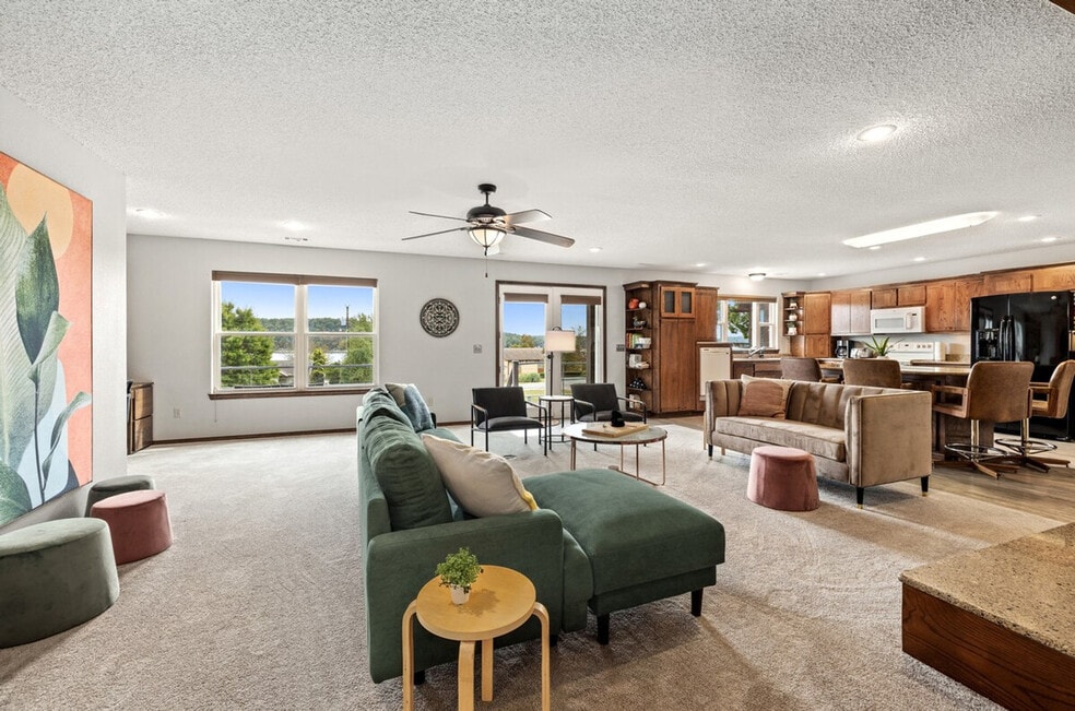 8383 S Lakeshore Dr unit ID1221807P, Rogers, AR 72756 - photo 1