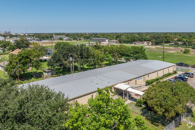 Tekoa Academy Of Accelerated Studies High School welcomes all local students.
