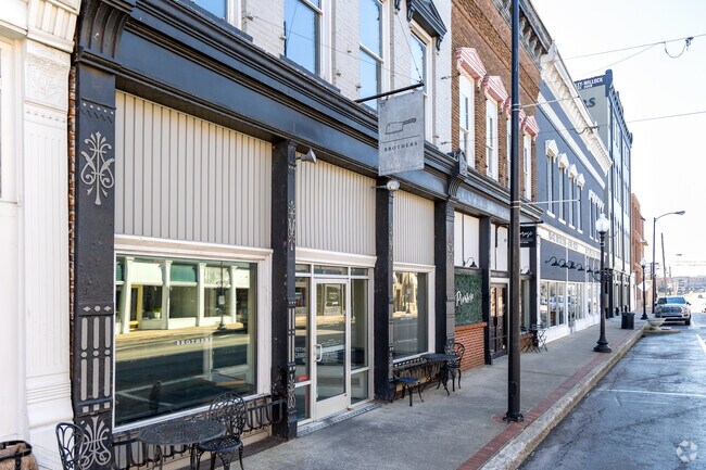 In downtown Campbellsville, Brothers Restaurant serves innovative barbecue selections inspired by traditional North Carolina.