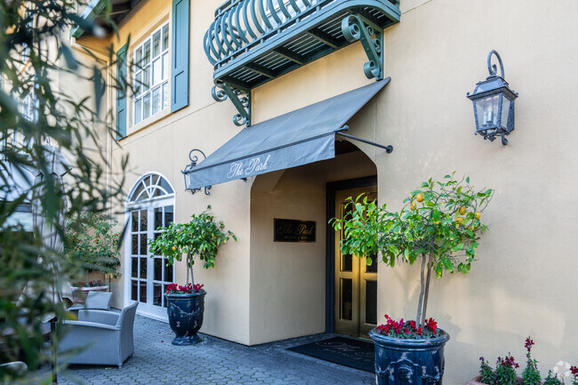 Park Bistro offers a cozy atmosphere and delicious cuisine in the heart of Lafayette.