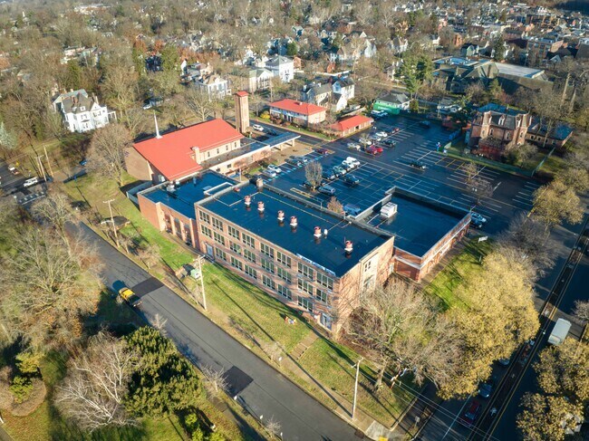 St James Elementary School is a private K-8 Catholic school with a 12:1 student:teacher ratio.