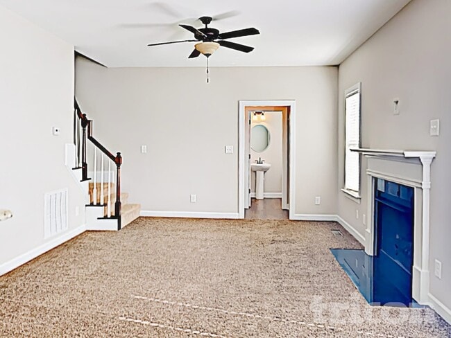 69 Diamond Creek Dr, Clayton, NC 27520 - photo 2