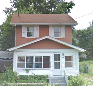 1828 Ohio Ave NE, Canton, OH 44705