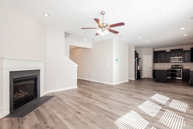 6500 Bluegill Rd, Charlotte, NC 28216 - photo 5