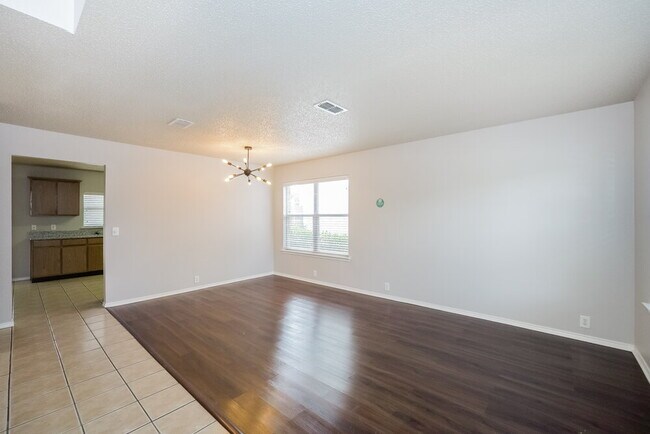 1028 Springcreek Dr, Denton, TX 76210 - photo 5