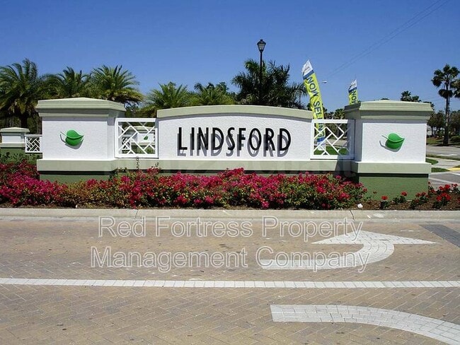 3886 Tilbor Cir, Fort Myers, FL 33916 - photo 2