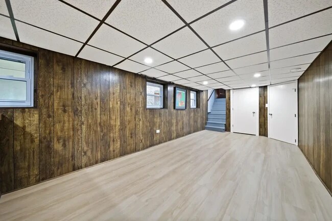 4825 W George St unit Garden, Chicago, IL 60641 - photo 5