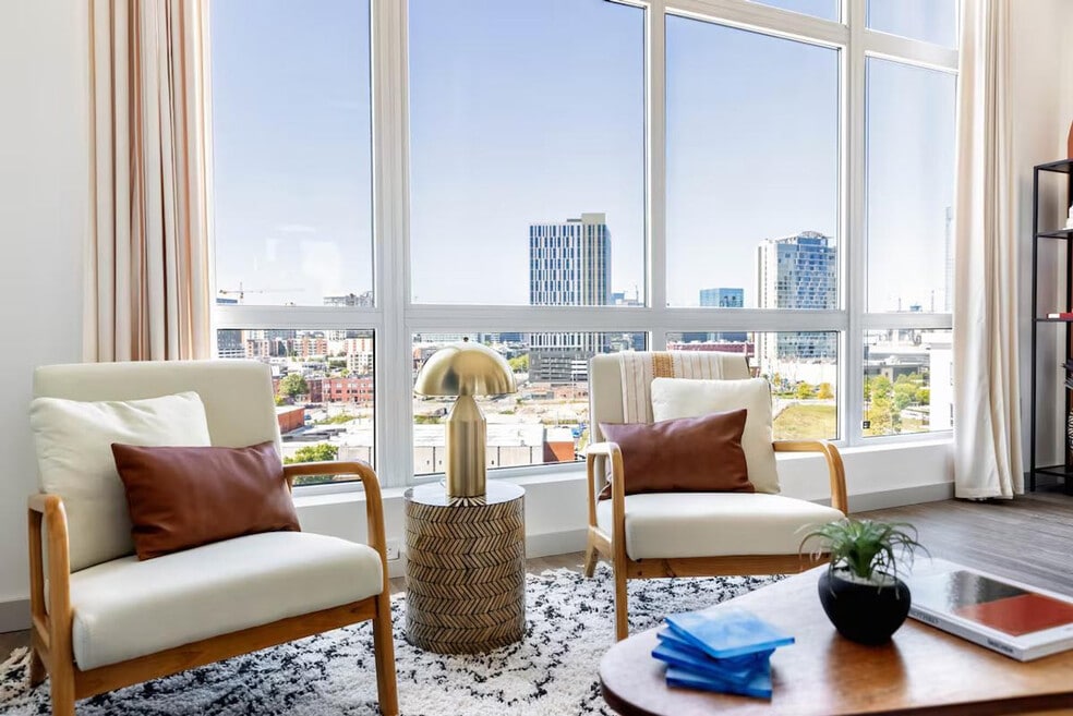 516 Lea Ave unit ID1351410P, Nashville, TN 37203 - photo 1