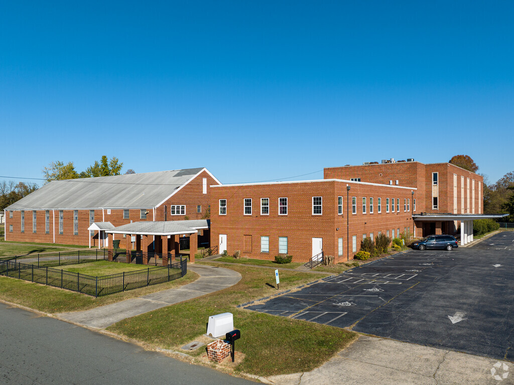 Greensboro Islamic Academy, Rankings & Reviews - Homes.com