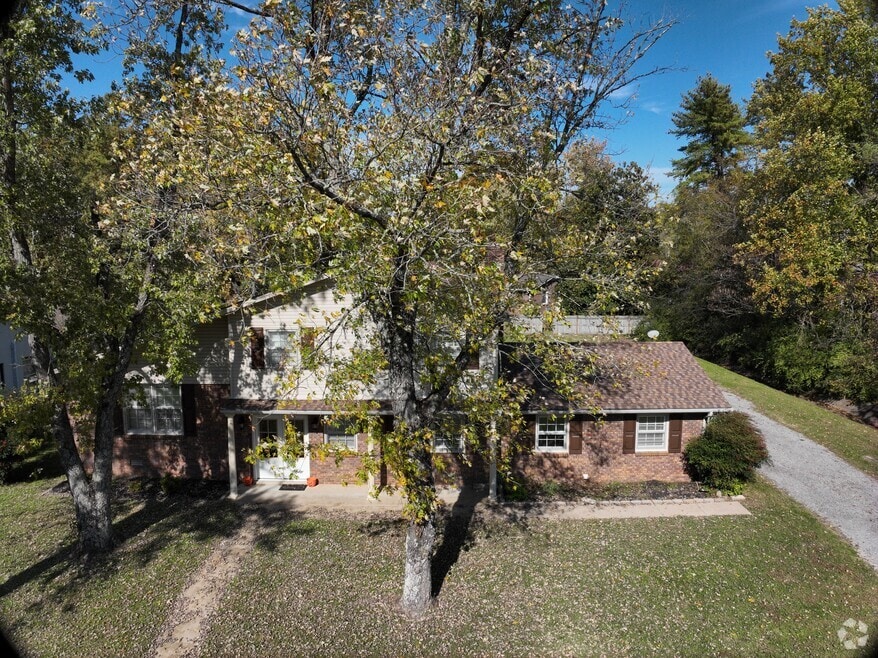 319 E Northfield Blvd, Murfreesboro, TN 37130 - photo 2