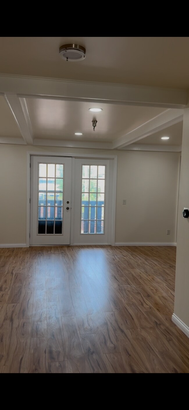 328 N Allen St Unit 1, Madison, WI 53726